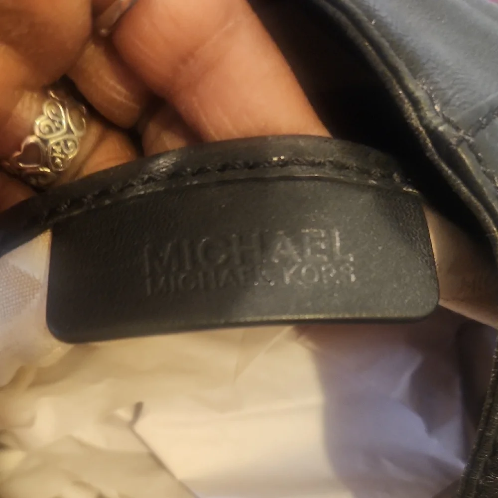 Michael Kors Black Leather Shoulder Bag w Studded Sides, Gold Accents, Guitar S - Picture 2 of 10